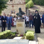 image014 Nikola Selaković, spomenik Nikoli Rajevskom