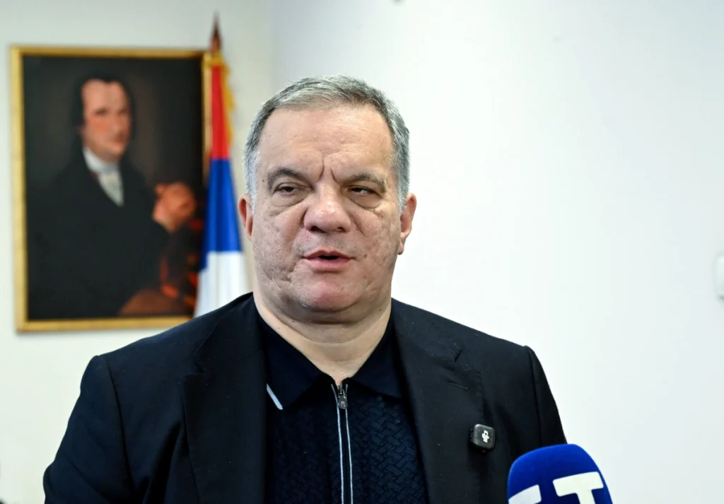 Dejan Vuk Stanković, sporazum sa sindikatima prosvete – RADE PRELIĆ (STF)-TANJUG (5)